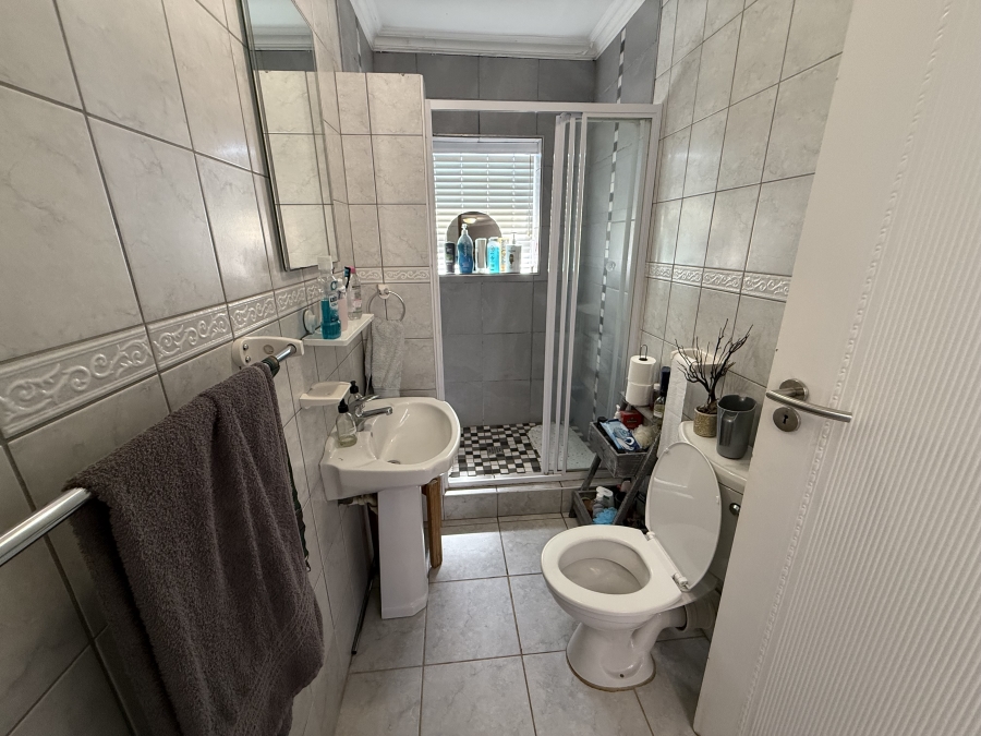 3 Bedroom Property for Sale in Island View Western Cape